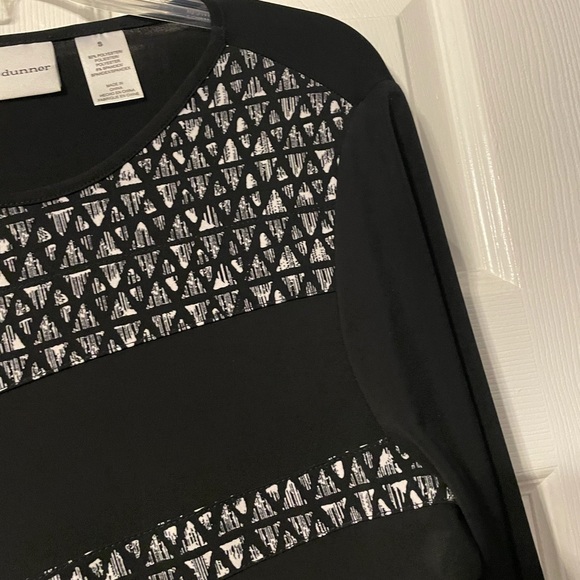 Alfred Dunner Asymmetrical Geometric Print Blouse - Picture 8 of 12